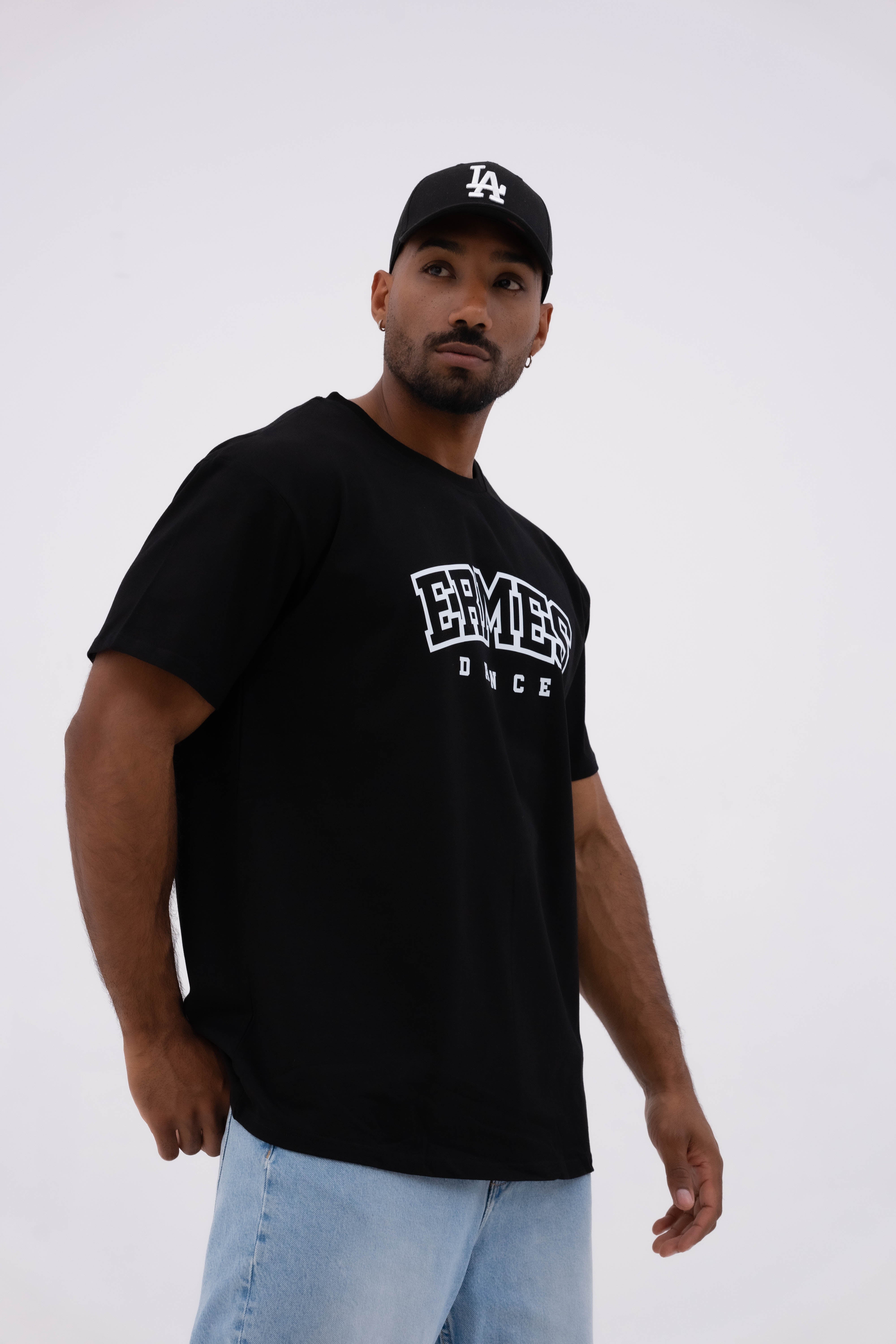 "University" T-Shirt - Black