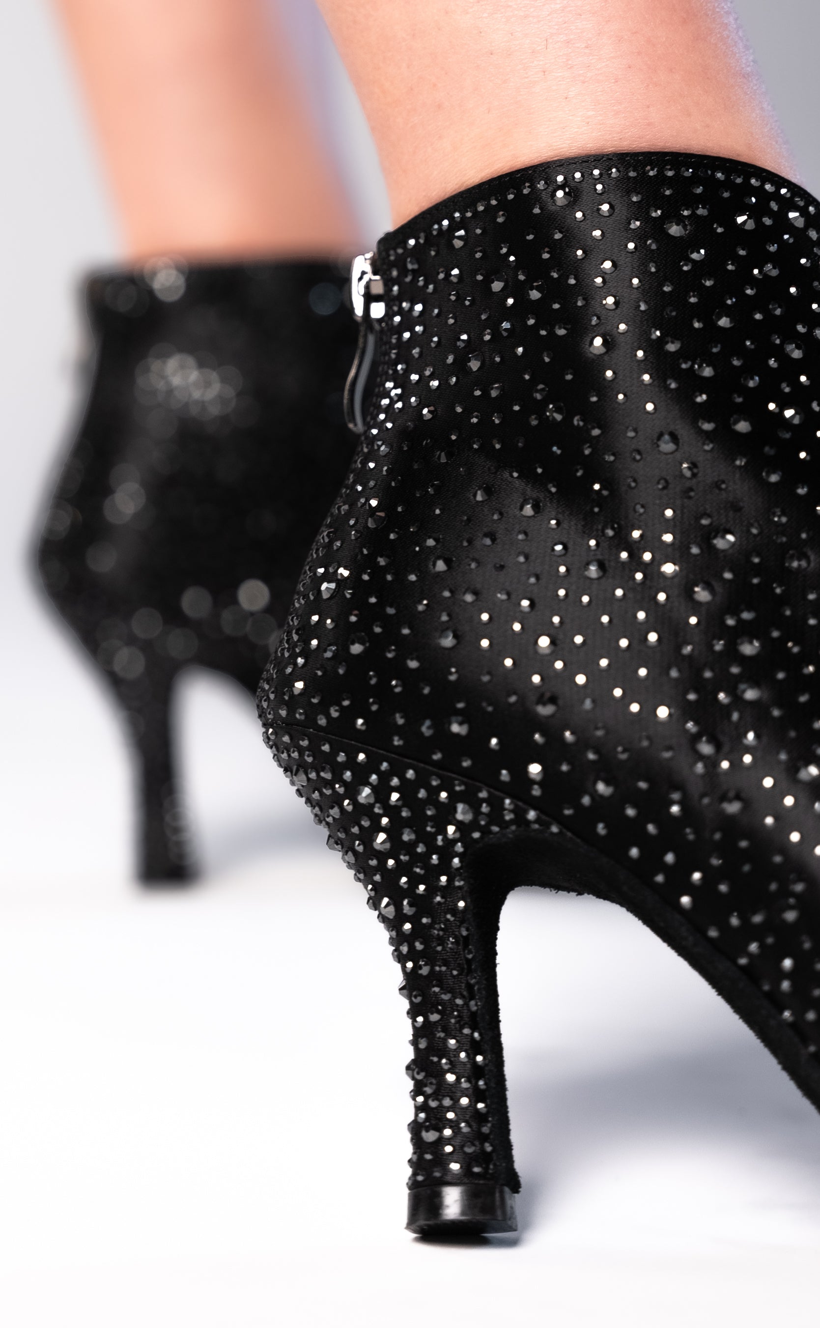 Tokyo Black Sapphire