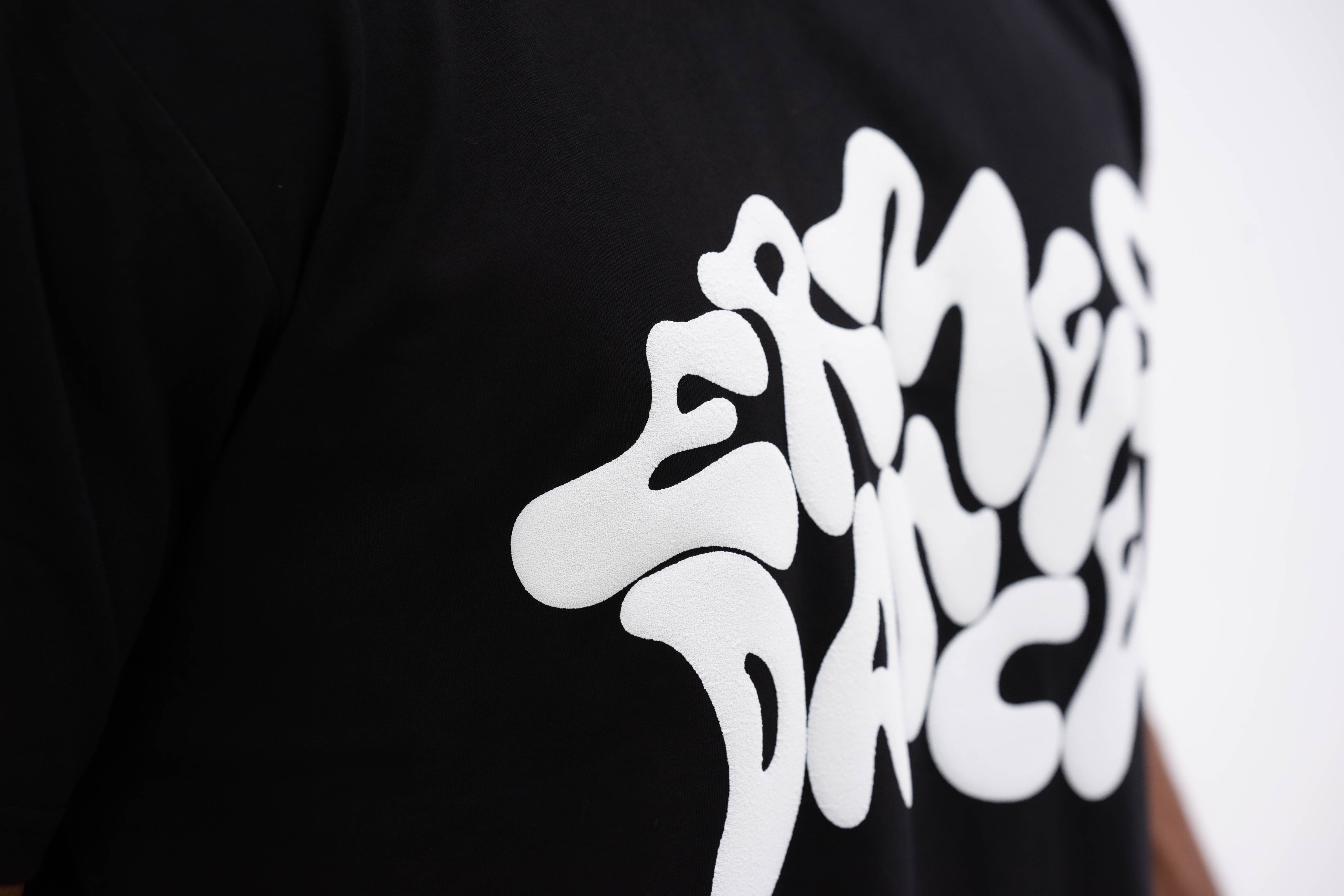 "Liquid" T-Shirt - Black