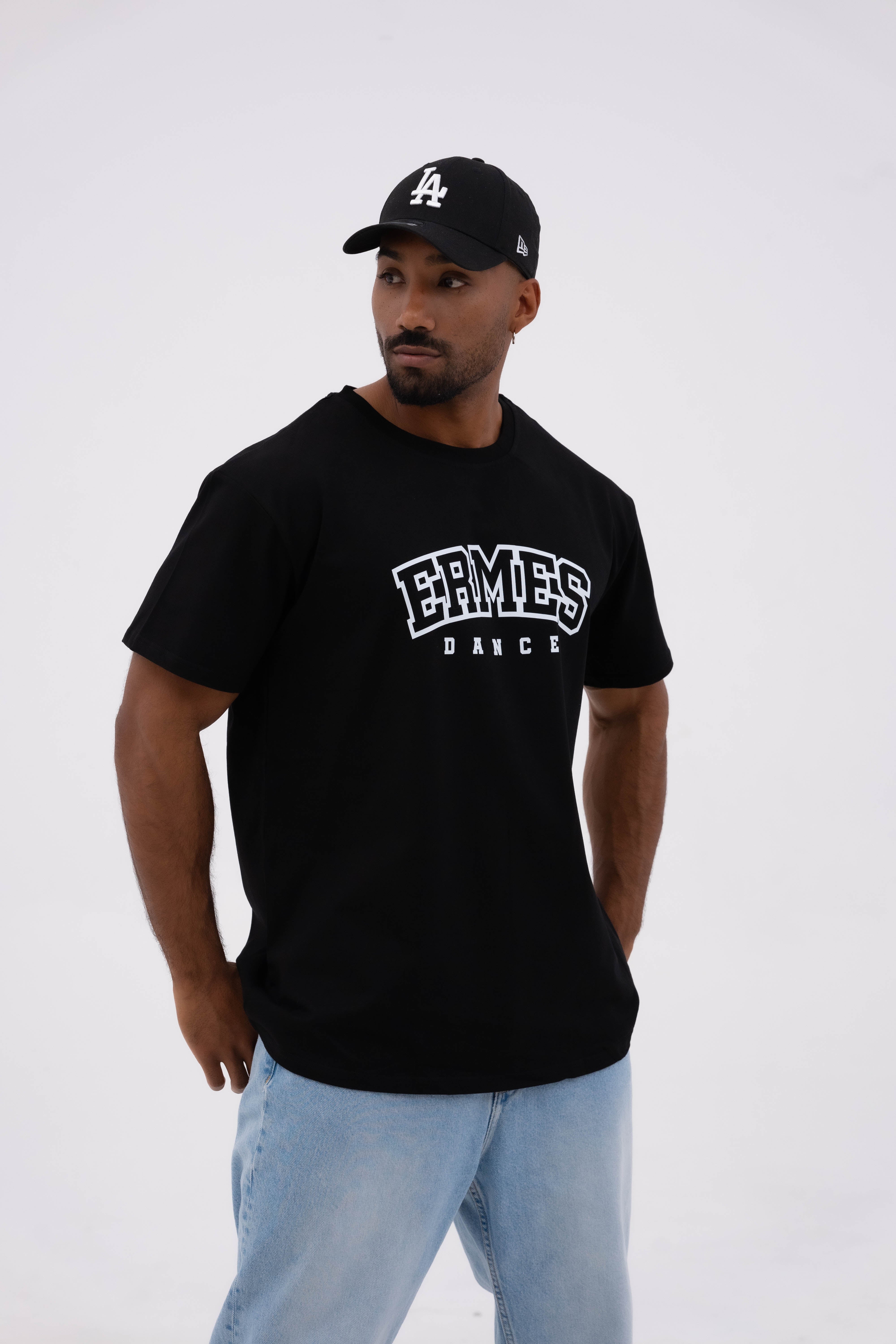"University" T-Shirt - Black
